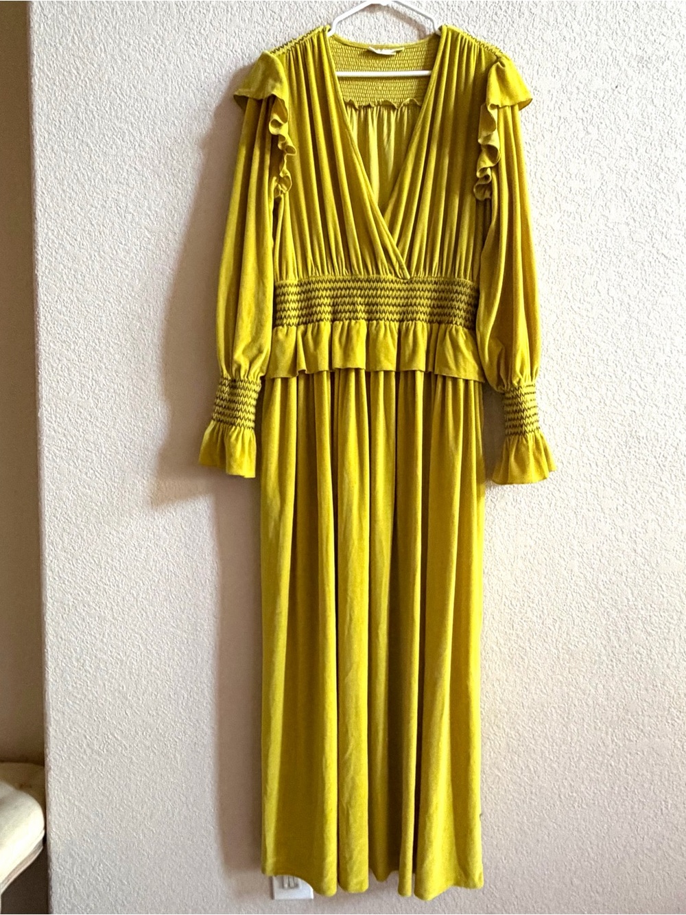 Happy X Nature Yellow Long Sleeve‎ Velvet Ruffle Maxi Women's Large Dress NWT